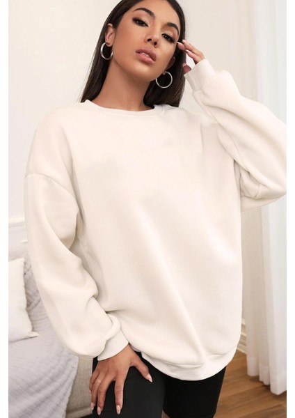 Kadın Ekru Basic 0 Sıfır Yaka Baskısız Düz Oversize Salaş Bol Kesim Polar Sweatshirt