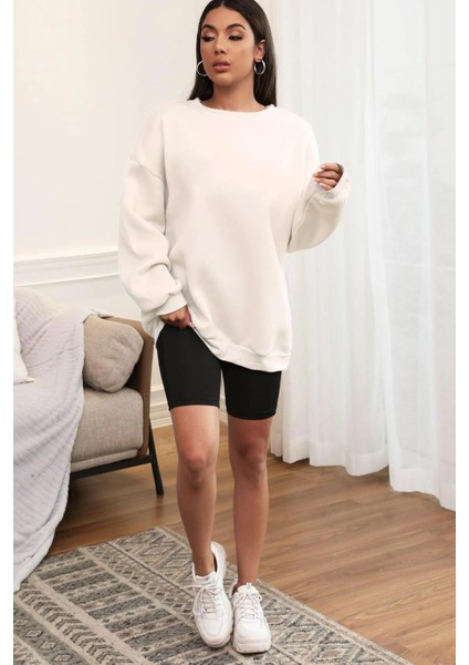 Kadın Ekru Basic 0 Sıfır Yaka Baskısız Düz Oversize Salaş Bol Kesim Polar Sweatshirt