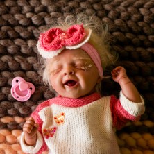 Atölye Reborn Gülen Minik Sevimli Reborn Bebek Salia / Gerçek Görünümlü El Yapımı Oyuncak Bebek