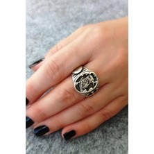 Fildişi Aksesuar Antik Gümüş Kaplama Şövalye Kalkanı Şekilli El Yapımı Ayarlanabilir Yüzük