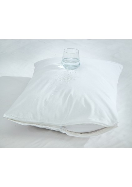 Fermuarlı Sıvı Geçirmez Yastık Alezi 50 x 70 cm