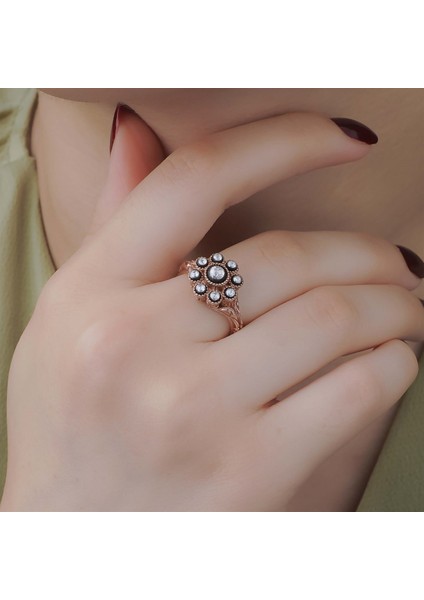 Gül Efsun Elmas Yüzük fiyatları