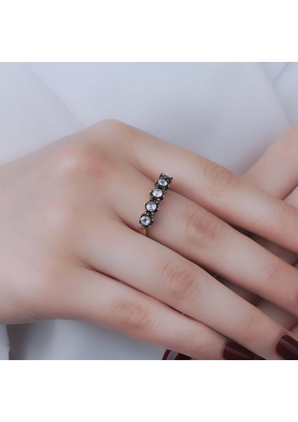 0,52 Karat Efsun Beştaş Elmas Yüzük fiyatları