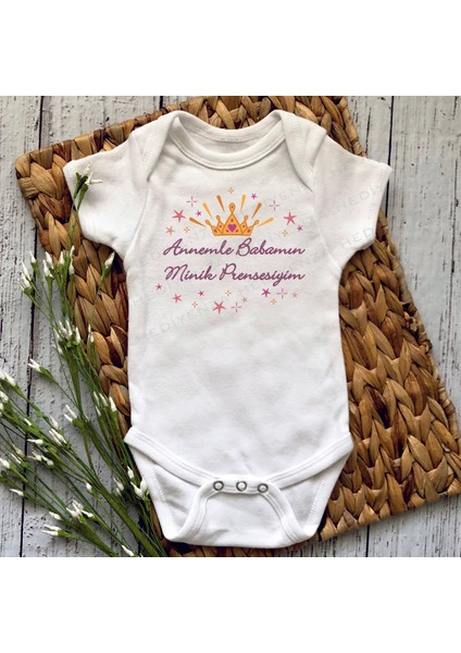 Annemle Babamın Minik Prensesiyim Baskılı Bebek Body Zıbın