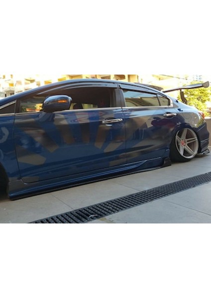 Vw Jetta 2005-2010 F30 Kulaklı Model Yan Marşpiyel 2 Adet Piona Black