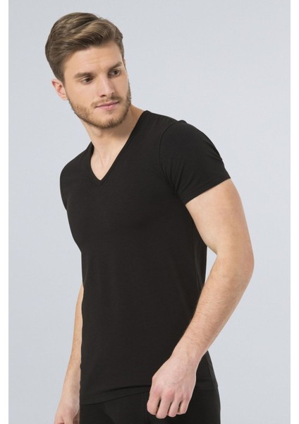 172 Siyah Erkek Likralı T-Shirt
