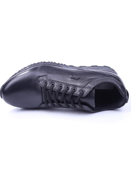 2585 Siyah Bağcıklı Erkek Deri Günlük Ayakkabı fırsatları
