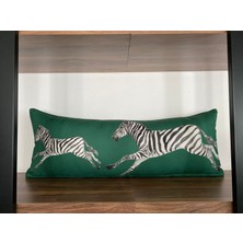 Kırlentim E712 Yeşil Zemin Koşan Zebra Biyeli Kırlent Kılıfı