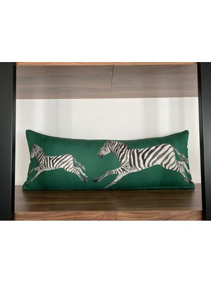 Kırlentim E712 Yeşil Zemin Koşan Zebra Biyeli Kırlent Kılıfı