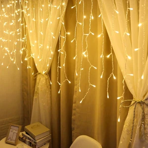 8 Fonksiyonlu 16 Saçaklı Perde LED 3 x 1 (Günışığı) & Yılbaşı Led&süsü