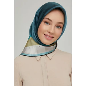 2021/22 Sonbahar Kış Serisi Geometrik Desen Ipek Twill Eşarp 8652D-86