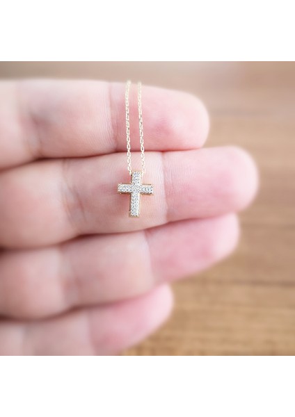 Altın Pırlantalı Mini Boy Haç Kolye