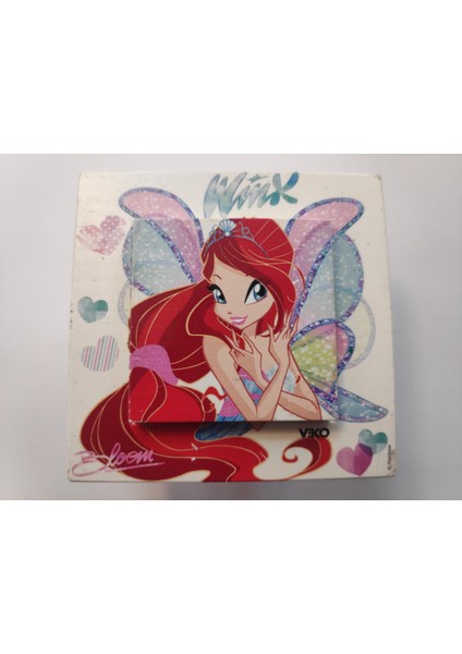 Karre Winx Bloom Kapaklı Topraklı Çocuk Korumalı Priz