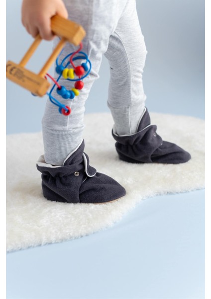 Kaydırmaz Tabanlı Pamuk Astarlı Çıtçıtlı Antrasit Panduf