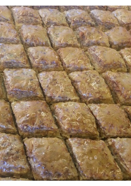 Cevizli Ev Baklavası