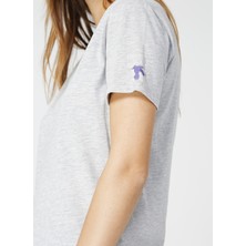 Fabrika Teyo Gri Melanj V Yaka Kadın T-Shirt