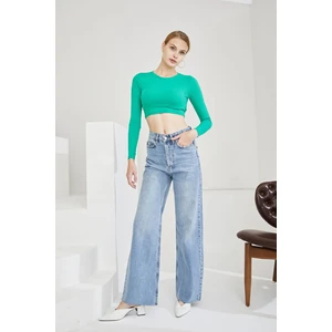 Moda Sırtı Açık Bluz-Yeşil