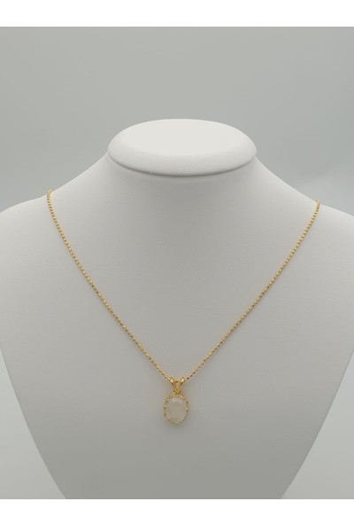 Karra Jewelry 925 Kadın Doğal Oval Kesim Ay Taşı (Moonstone) Sarı Altın Kaplama Gümüş Kolye
