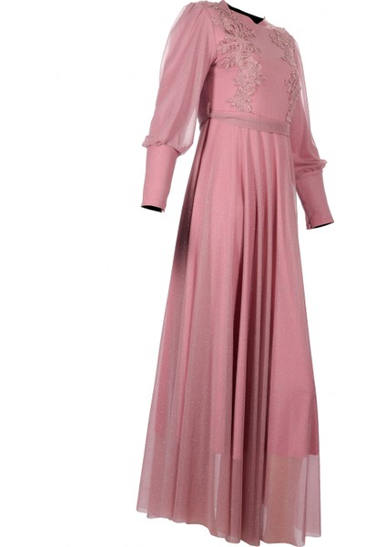 Omzu Güpürlü Kuşaklı Toz Pembe Simli Abiye Elbise