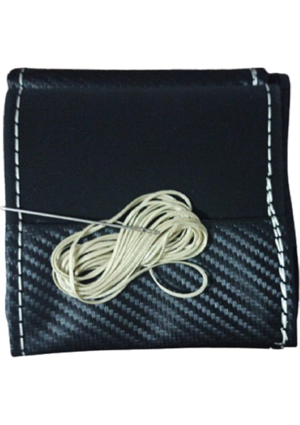 Toyota Corolla Hybrid 2019 ve Sonrası Karbon ve Alkantara Bej Ipli Direksiyon Kılıfı