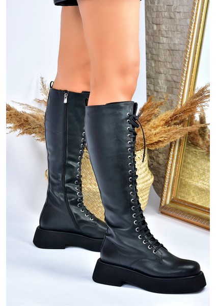 Siyah Bağcıklı Günlük Kadın Çizme L610130909