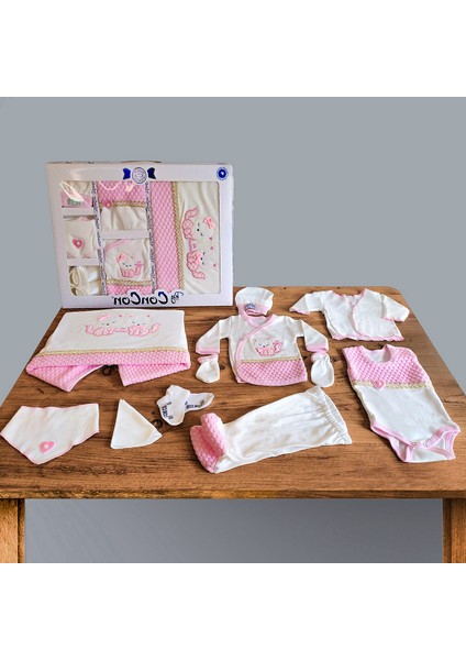 Kız Bebek Hastane Çıkışı 10 Parça Pembe Taşlı Taç Desenli
