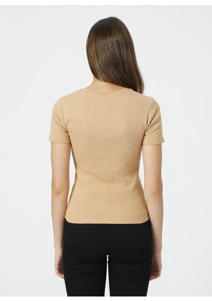 Bisiklet Yaka Fitilli Deve Tüyü Kadın T-Shirt TEO modelleri