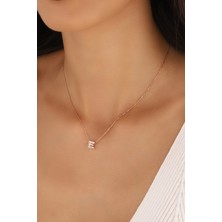 Mistik Silver Taşlı Minik Üç Boyutlu Harf Kolyeler - E