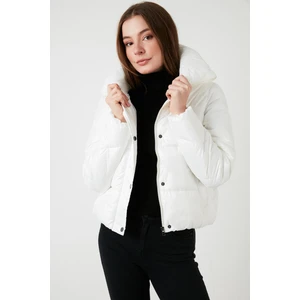 Onlanja Mont Bayan Mont 15234958