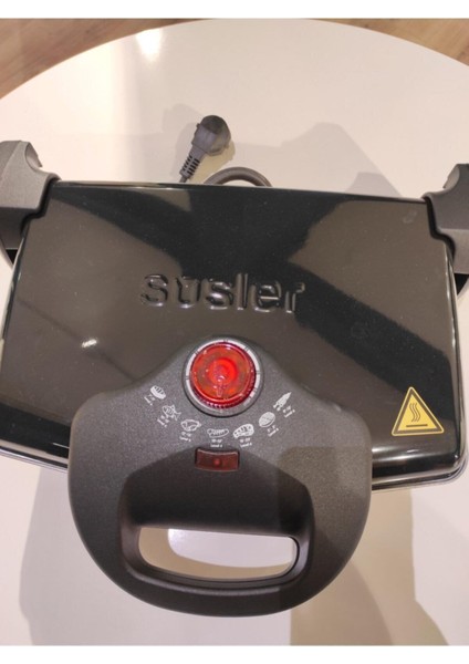 Stm 4002 Tost Makinesi Izgaralı Siyah Renkte fırsatları