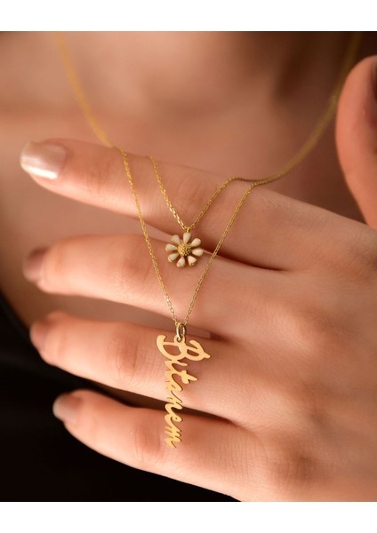 925 Ayar Gümüş Altın Kaplama Papatya ve Bitanem Yazılı Asansörlü Kolye