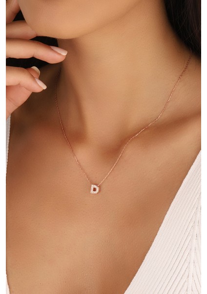 Taşlı Minik Üç Boyutlu Harf Kolyeler - D