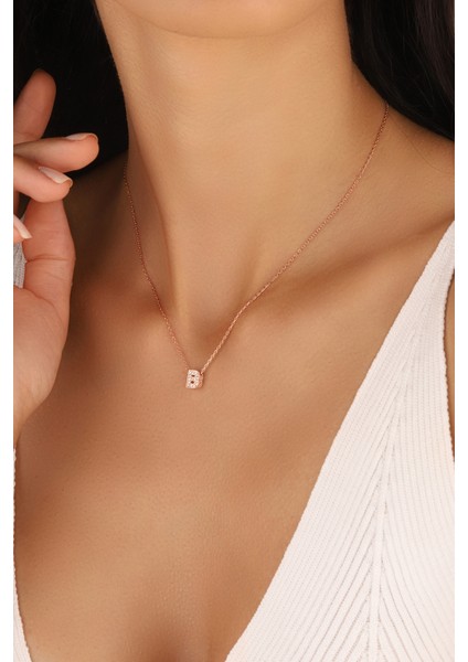 Taşlı Minik Üç Boyutlu Harf Kolyeler - B