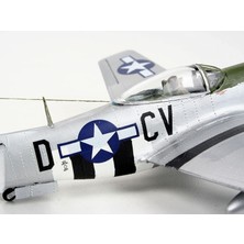 Revell P-51D MUSTANG-1:72 ÖLÇEK-4148 Boyalı