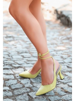 Pabucmarketi Kadın Sarı Cilt Topuklu Ayakkabı