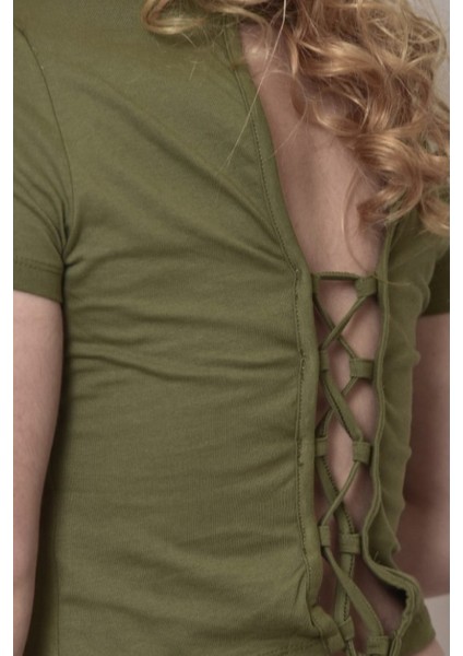 Sırtı Bağcıklı Yeşil Crop Bluz fırsatları