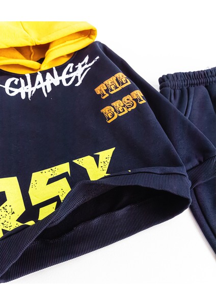 Kapüşonlu Yazı Baskılı Erkek Çocuk Eşofman Takımı fırsatları