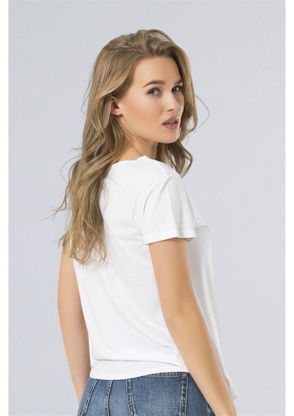 Kadın Beyaz Cannes Kayık Yakı Basic T-Shirt