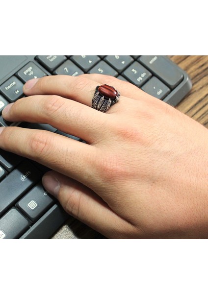 925 Ayar Gümüş Kırmızı Kaplan Gözü Taşlı Pençe Yüzük fiyatları