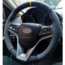 Chevrolet Aveo Direksiyon Kılıfı Alkantra-Karbon Sarı Yüzüklü