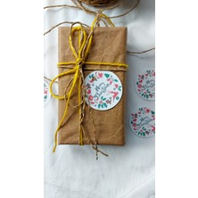 Çikoleyt Design Merry Christmas - Yeni Yıl, Yılbaşı Etiketi - Delikli (4X4CM) 50 Adet