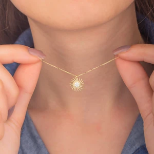 Miavi Silver 925 Ayar Gümüş Güneş Kolye