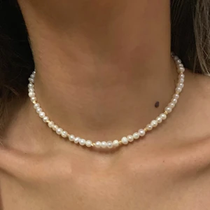 Suerte Accessories Gerçek Mallorca Incili Altın Kaplama Aksesuarlı El Yapımı Kolye