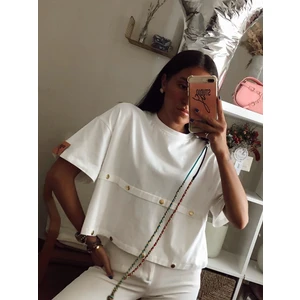 Lilii Zımba Detaylı Ekru Basic T-Shirt