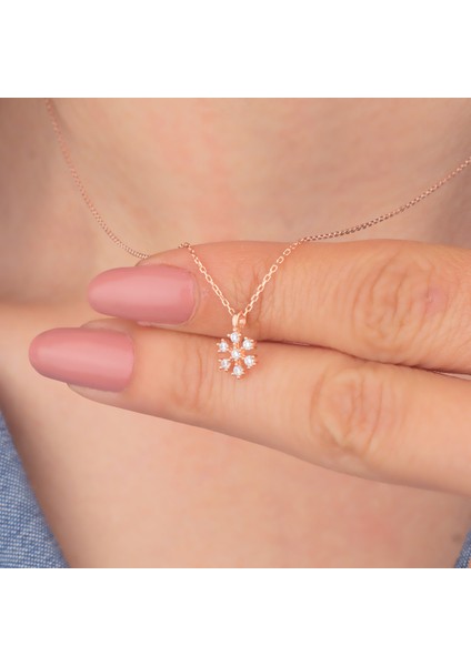 925 Ayar Gümüş Zirkon Taşlı Papatya Kolye