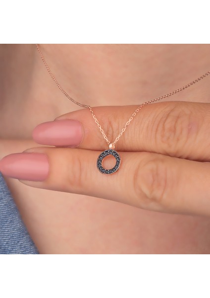 925 Ayar Gümüş Oniks Taşlı Çember Kolye