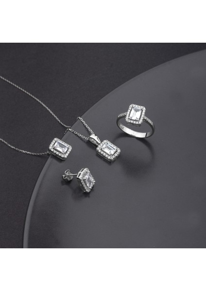 925 Ayar Gümüş Baget Taşlı Takı Seti fiyatları