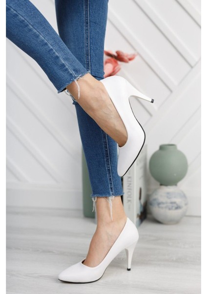 Kadın Ince Topuk Beyaz Stilletto modelleri