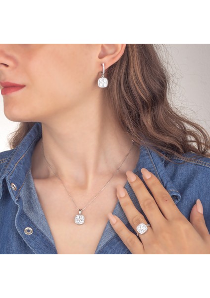 925 Ayar Gümüş Pırlanta Model Beş Taşlı Kare Takı Seti fiyatları