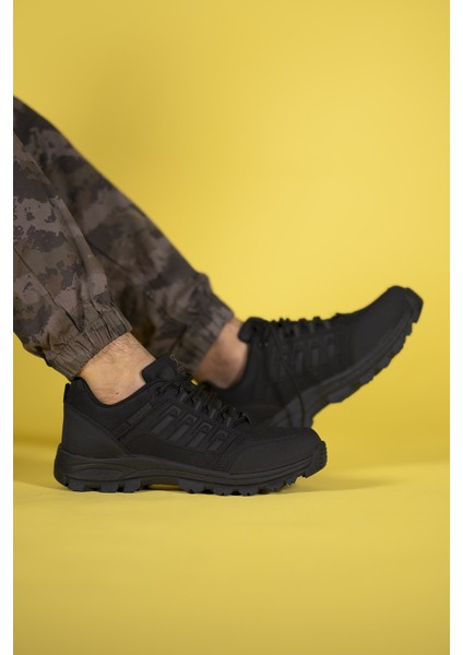 Siyah Unisex Trekking Botu 0012X5 – Su Geçirmez, Kaymaz Tabanlı, Outdoor Yürüyüş ve Doğa Sporları Ayakkabısı fiyatları